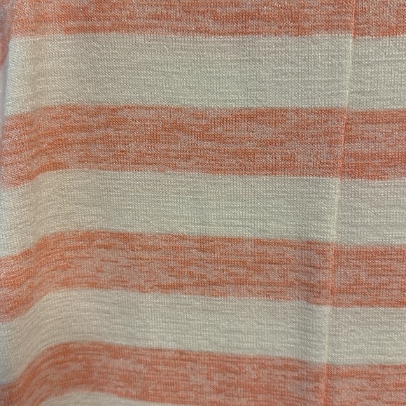 Size medium - Picture 3 of 3